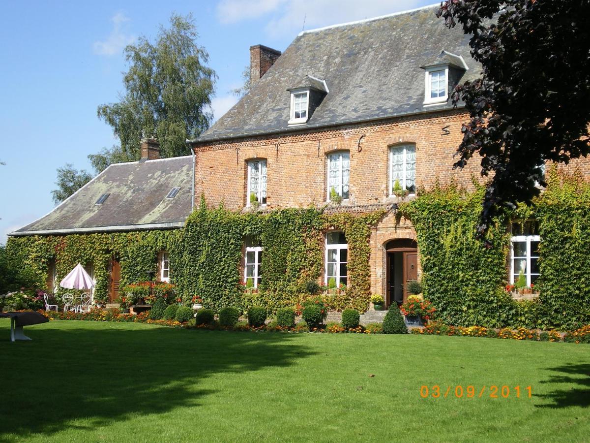 Le Chateau Bed and Breakfast Neuville-Coppegueule Zewnętrze zdjęcie